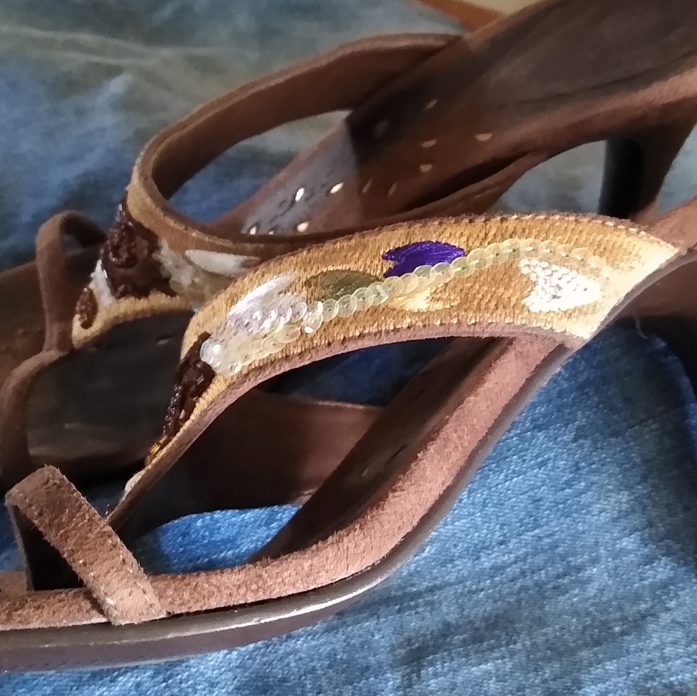 💘Dollhouse beaded heels - Picture 3 of 4